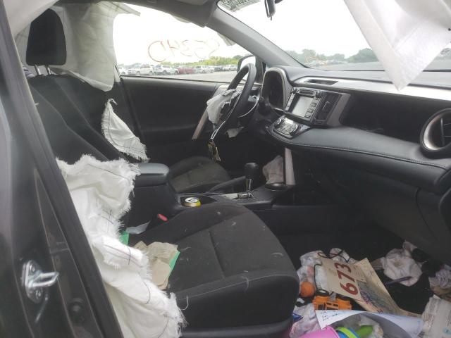 Photo 5 from auction – 2015 TOYOTA RAV4 XLE with VIN JTMRFREVXFD166154