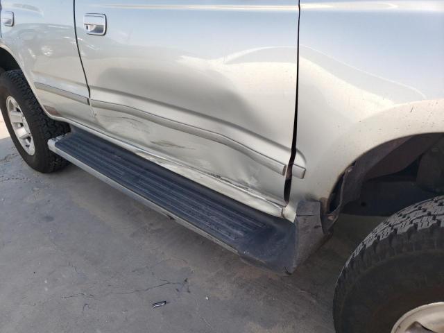 Photo 9 from auction – 2002 TOYOTA 4RUNNER SR with VIN JT3GN86R520229592