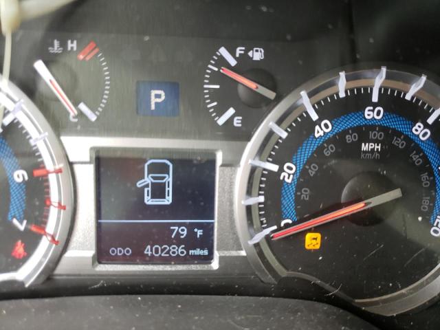 Photo 8 from auction – 2018 TOYOTA 4RUNNER SR with VIN JTEBU5JR0J5594693