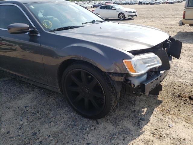 Photo 9 from auction – 2013 CHRYSLER 300 with VIN 2C3CCAAG7DH588510