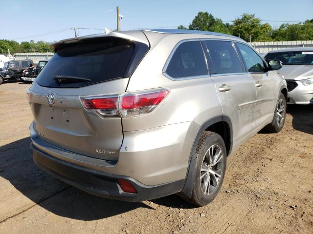 Photo 4 from auction – 2016 TOYOTA HIGHLANDER with VIN 5TDJKRFH6GS295290