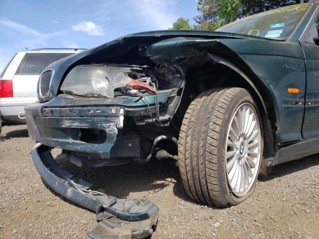 Photo 9 from auction – 2001 BMW 325 IT with VIN WBAAW33471ET40430
