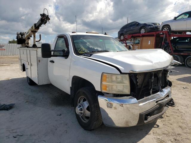 CHEVROLET SILVERADO 2009 with VIN 1GBJK74K59E133652 - Photo from auction