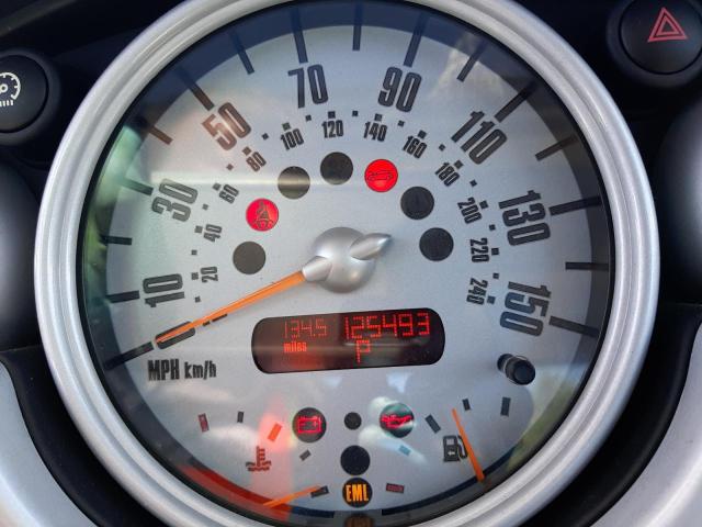 Photo 8 from auction – 2002 MINI COOPER with VIN WMWRC33482TE11291