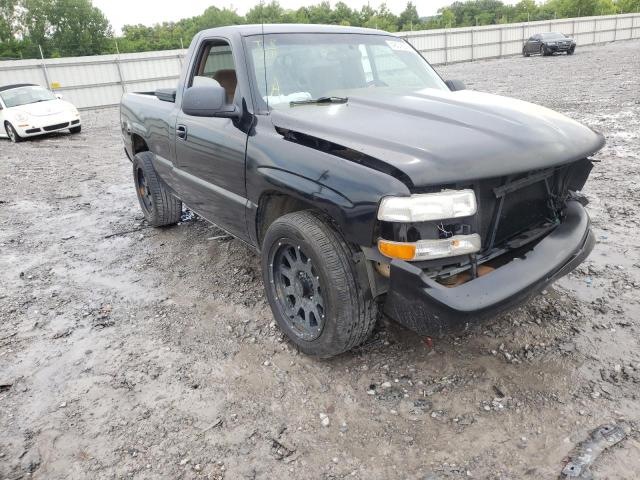 CHEVROLET SILVERADO 2000 with VIN 1GCEC14T3YZ263131 - Photo from auction