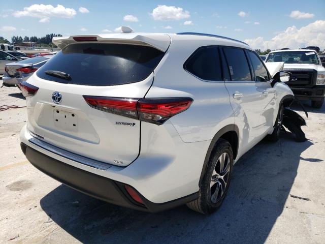 Photo 4 from auction – 2021 TOYOTA HIGHLANDER with VIN 5TDGARAH0MS007778