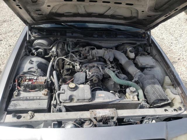 Photo 7 from auction – 2005 FORD CROWN VICT with VIN 2FAHP71W55X165132