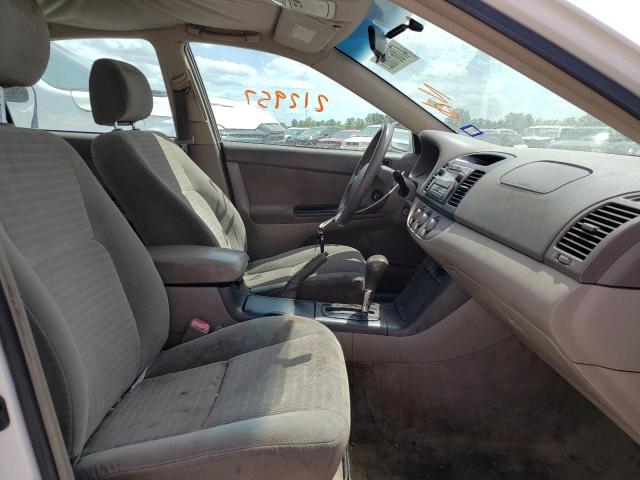 Photo 5 from auction – 2005 TOYOTA CAMRY LE with VIN 4T1BE32K15U017265