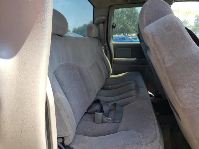 Photo 6 from auction – 2000 CHEVROLET SILVERADO with VIN 2GCEC19W3Y1308788