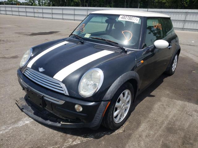 Photo 2 from auction – 2004 MINI COOPER with VIN WMWRC33464TJ62344