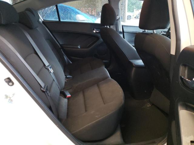 Photo 6 from auction – 2016 KIA FORTE LX with VIN KNAFK4A60G5613597