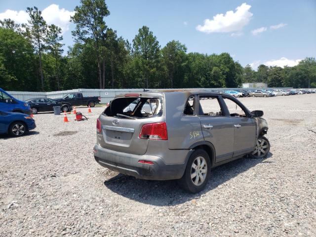 Photo 4 from auction – 2012 KIA SORENTO BA with VIN 5XYKT3A17CG277610