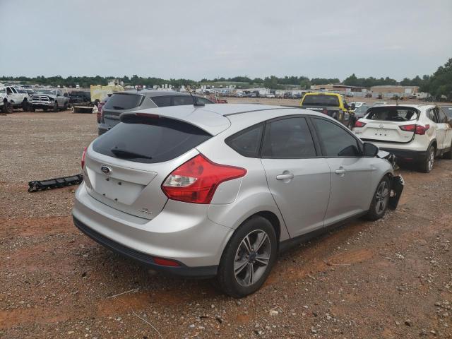 Zdjęcie 4 z aukcji – 2014 FORD FOCUS SE z VIN 1FADP3K2XEL430420