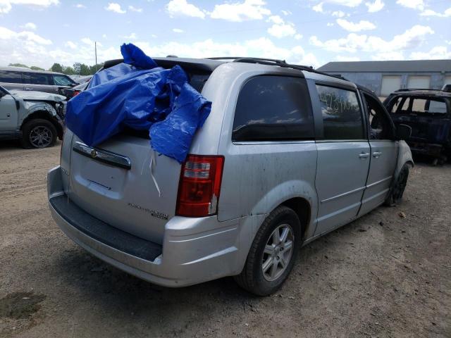 Photo 4 from auction – 2010 CHRYSLER TOWN & COU with VIN 2A4RR5D1XAR357880