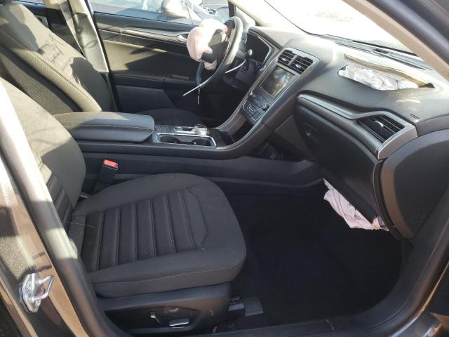 Photo 5 from auction – 2019 FORD FUSION SE with VIN 3FA6P0HD0KR126560
