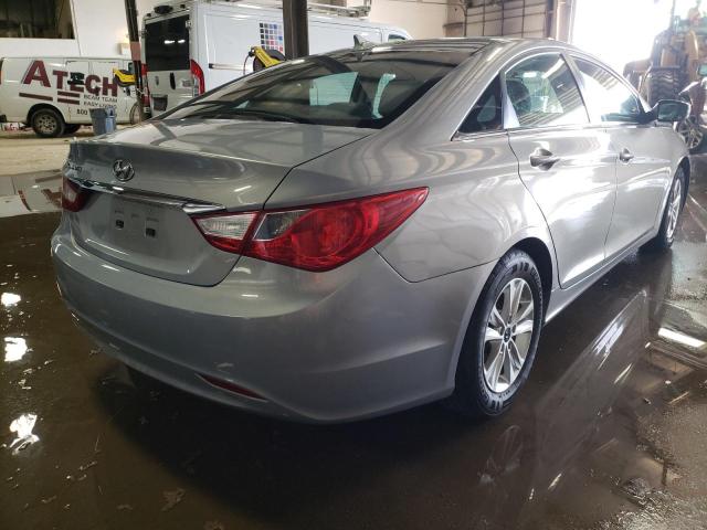 Photo 4 from auction – 2011 HYUNDAI SONATA GLS with VIN 5NPEB4AC7BH229605