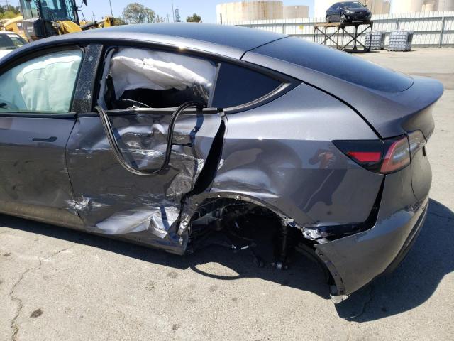 Photo 9 from auction – 2020 TESLA MODEL Y with VIN 5YJYGDEE3LF013342