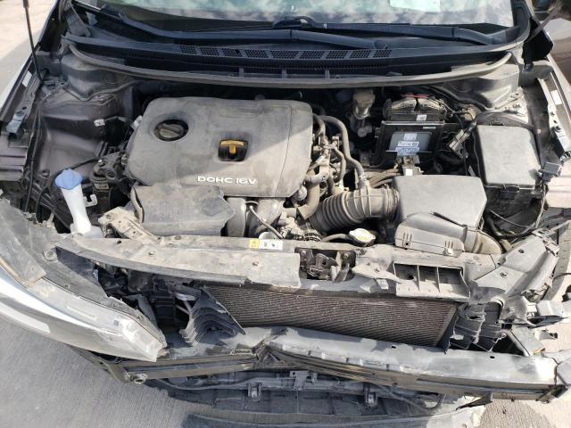 Photo 7 from auction – 2017 KIA FORTE LX with VIN 3KPFL4A74HE073928