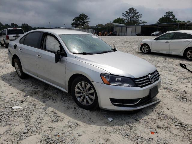 VOLKSWAGEN PASSAT S 2015 with VIN 1VWAT7A33FC081822 - Photo from auction