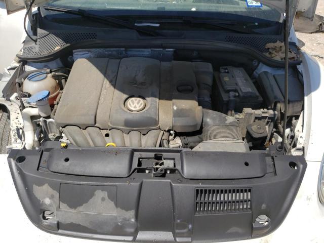 Photo 7 from auction – 2014 VOLKSWAGEN BEETLE with VIN 3VWFP7AT8EM620345