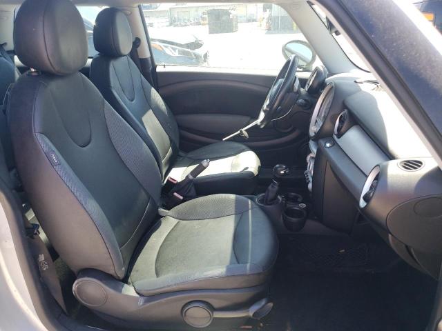 Photo 5 from auction – 2009 MINI COOPER with VIN WMWMF33509TW71380
