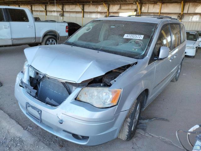 Photo 2 from auction – 2010 CHRYSLER TOWN & COU with VIN 2A4RR5D19AR239786