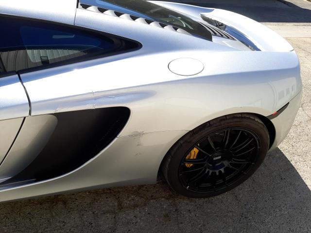 Photo 9 from auction – 2012 MCLAREN AUTOMOTIVE MP4-12C with VIN SBM11AAA7CW000441