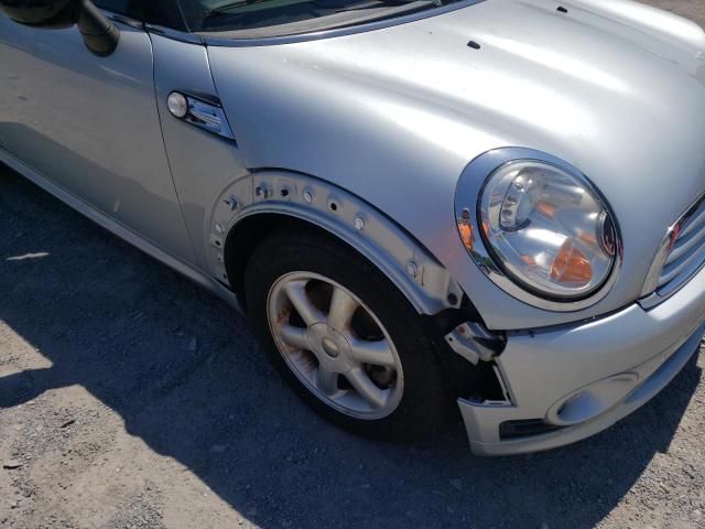 Photo 9 from auction – 2009 MINI COOPER with VIN WMWMF33509TW71380