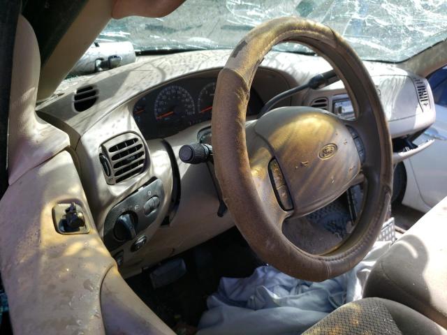 Photo 8 from auction – 2000 FORD EXPEDITION with VIN 1FMRU1663YLA88044