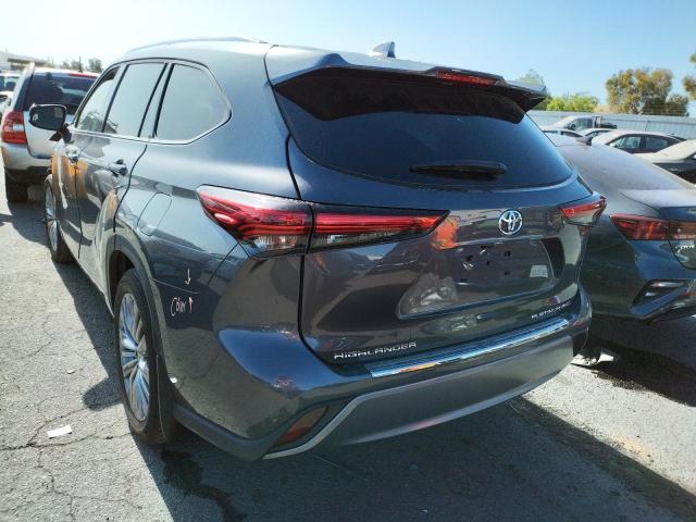 Photo 3 from auction – 2022 TOYOTA HIGHLANDER with VIN 5TDFZRBH0NS173349