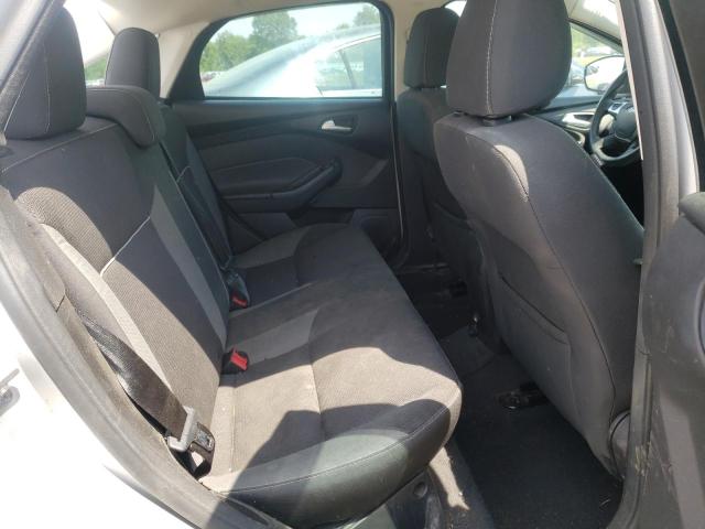 Foto 6 de la subasta – 2014 FORD FOCUS SE con VIN 1FADP3F21EL292695