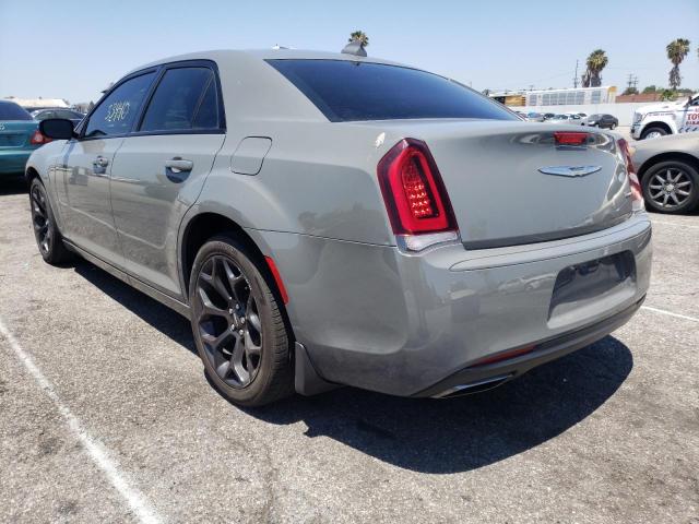 Photo 3 from auction – 2019 CHRYSLER 300 TOURIN with VIN 2C3CCAAG9KH580972