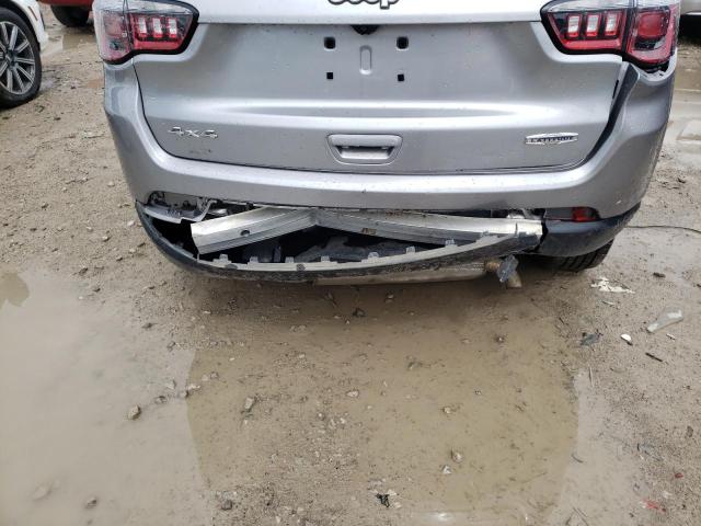 Photo 9 from auction – 2018 JEEP COMPASS LA with VIN 3C4NJDBB6JT254602