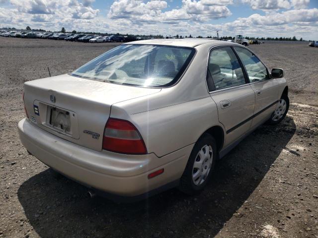 Photo 4 from auction – 1995 HONDA ACCORD LX with VIN 1HGCD5637SA158432