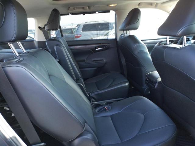 Photo 6 from auction – 2022 TOYOTA HIGHLANDER with VIN 5TDFZRBH0NS173349