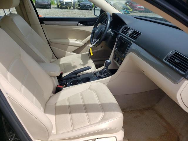 Photo 5 from auction – 2015 VOLKSWAGEN PASSAT S with VIN 1VWAT7A32FC104524