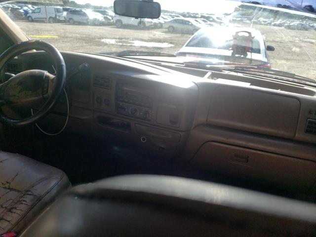 Photo 9 from auction – 2000 FORD EXCURSION with VIN 1FMNU42L7YED60403