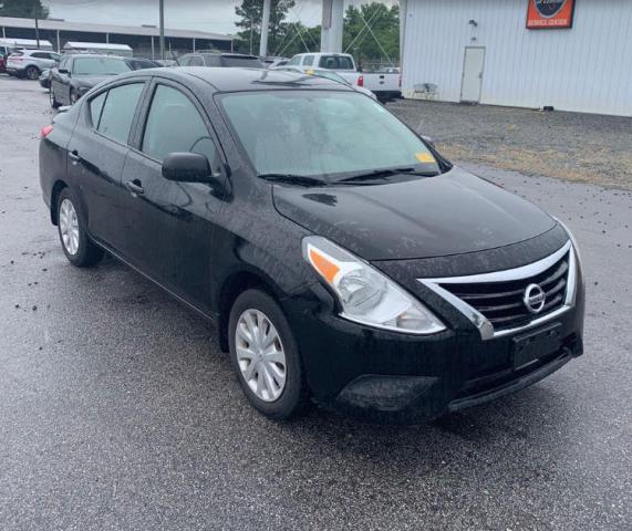 صورة رقم 1 من المزاد - 2015 NISSAN VERSA S مع VIN 3N1CN7AP1FL959165