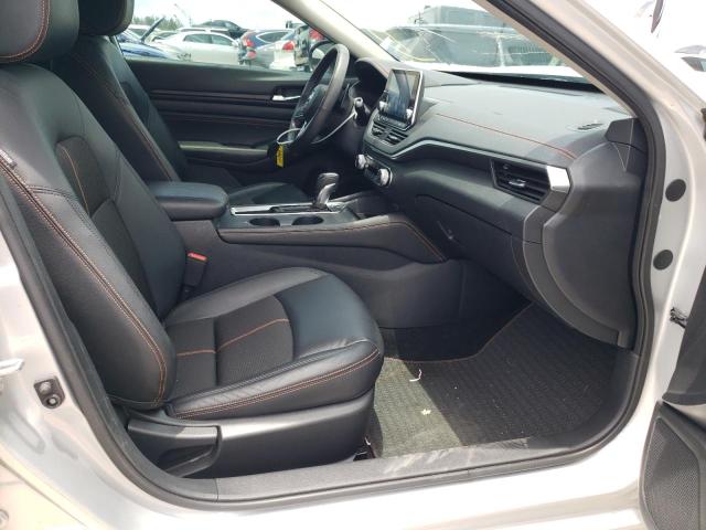 Photo 5 from auction – 2019 NISSAN ALTIMA SR with VIN 1N4BL4CV4KC107848