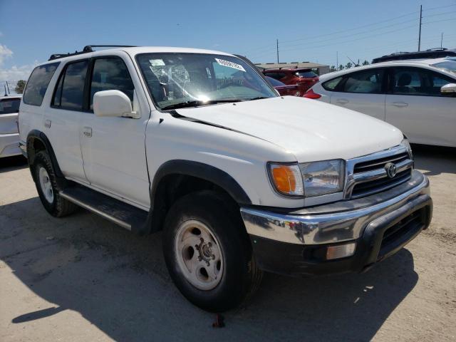 Photo 1 from auction – 2000 TOYOTA 4RUNNER SR with VIN JT3GN86R1Y0154379