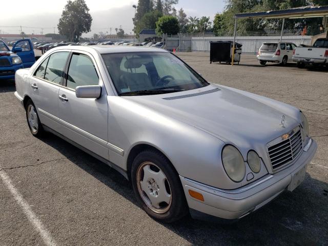 MERCEDES-BENZ E 420 1997 with VIN WDBJF72FXVA242582 - Photo from auction