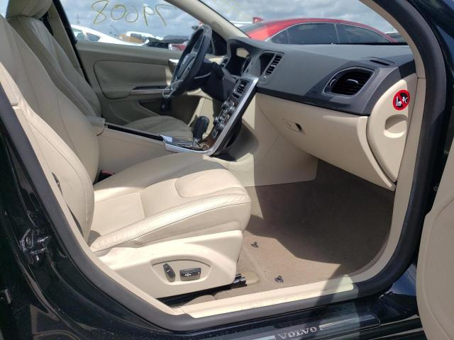 Photo 5 from auction – 2011 VOLVO S60 T6 with VIN YV1902FH2B2016170