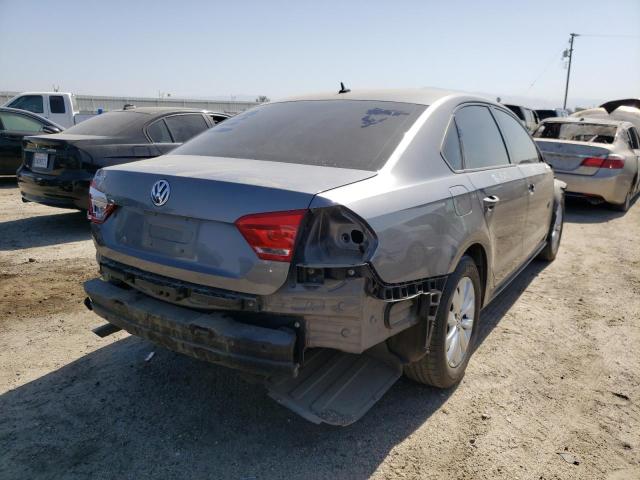 Photo 4 from auction – 2013 VOLKSWAGEN PASSAT S with VIN 1VWAP7A34DC081653