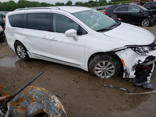 Photo 9 from auction – 2018 CHRYSLER PACIFICA T with VIN 2C4RC1BG1JR355037