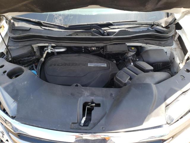 Photo 7 from auction – 2017 HONDA PILOT TOUR with VIN 5FNYF5H96HB032661