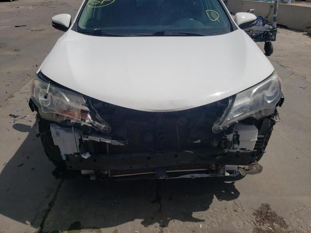 Photo 9 from auction – 2013 TOYOTA RAV4 XLE with VIN JTMRFREVXD5012289