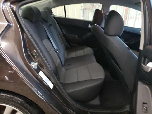 Photo 6 from auction – 2017 KIA FORTE LX with VIN 3KPFL4A75HE132579