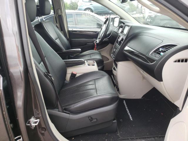 Photo 5 from auction – 2015 CHRYSLER TOWN & COU with VIN 2C4RC1CG3FR574104