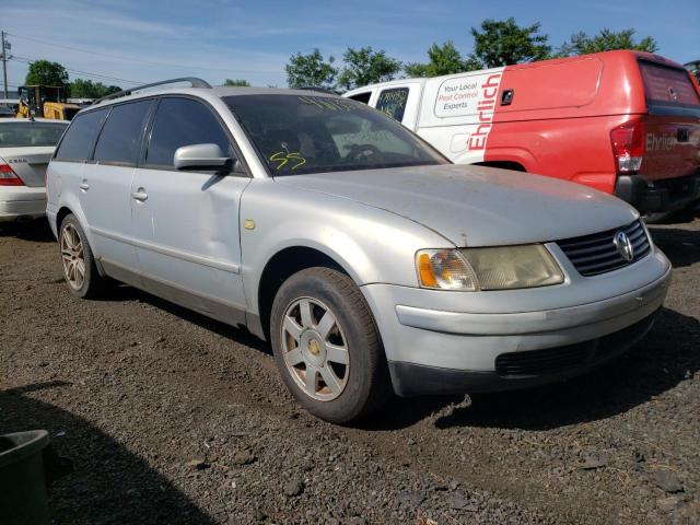Photo 1 from auction – 1999 VOLKSWAGEN PASSAT with VIN WVWNA63B2XE424148