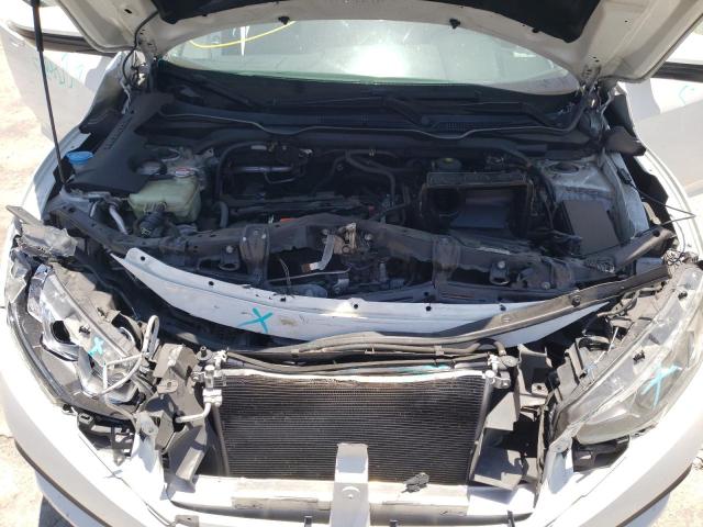 Photo 7 from auction – 2017 HONDA CIVIC LX with VIN 2HGFC2F56HH524830